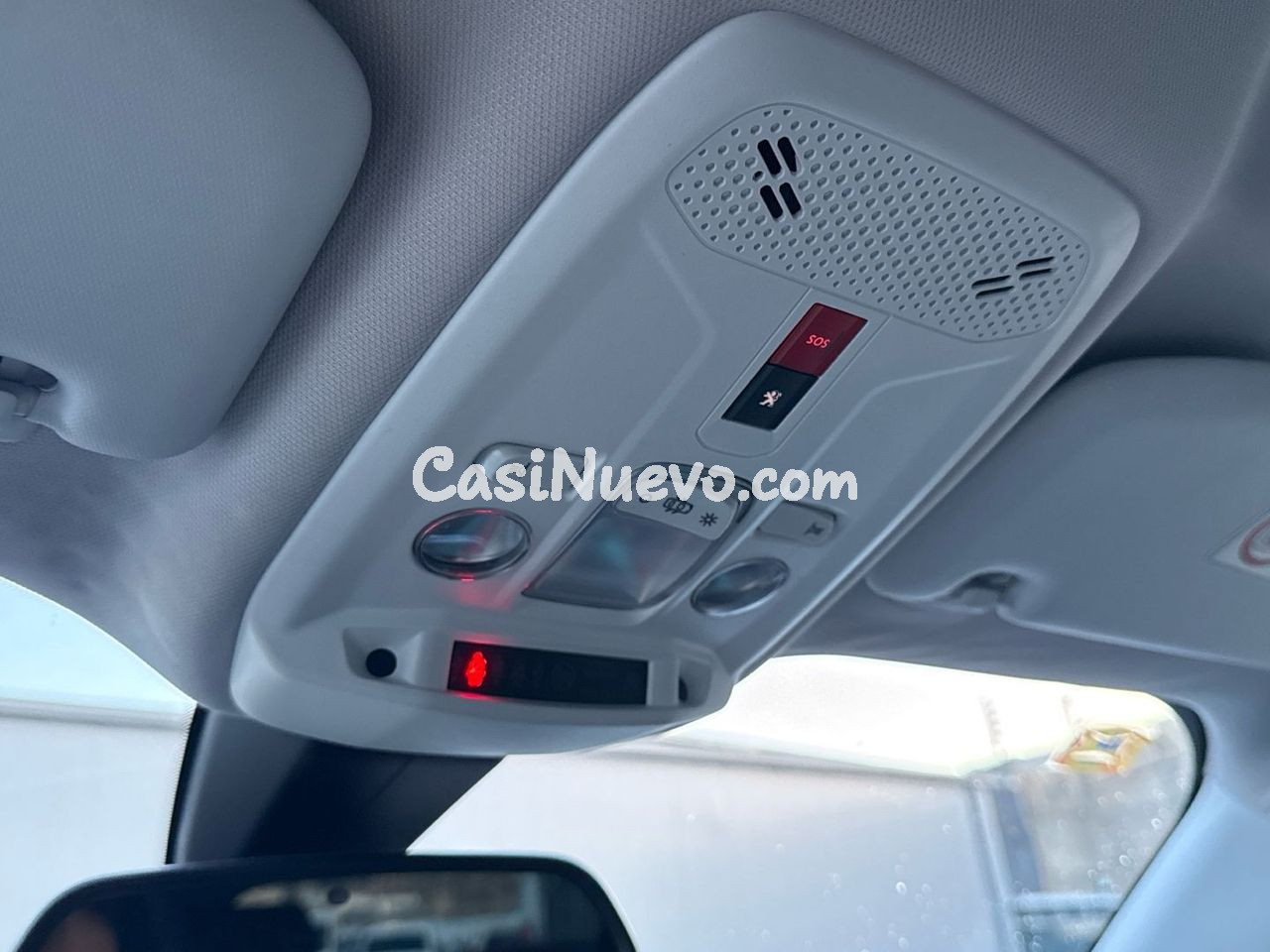 Peugeot 2008 PureTech 130 S&S Allure 96 kW (130 CV) - foto 18