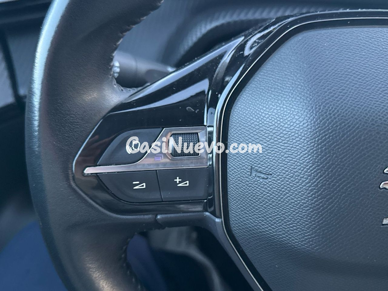 Peugeot 2008 PureTech 130 S&S Allure 96 kW (130 CV) - foto 20