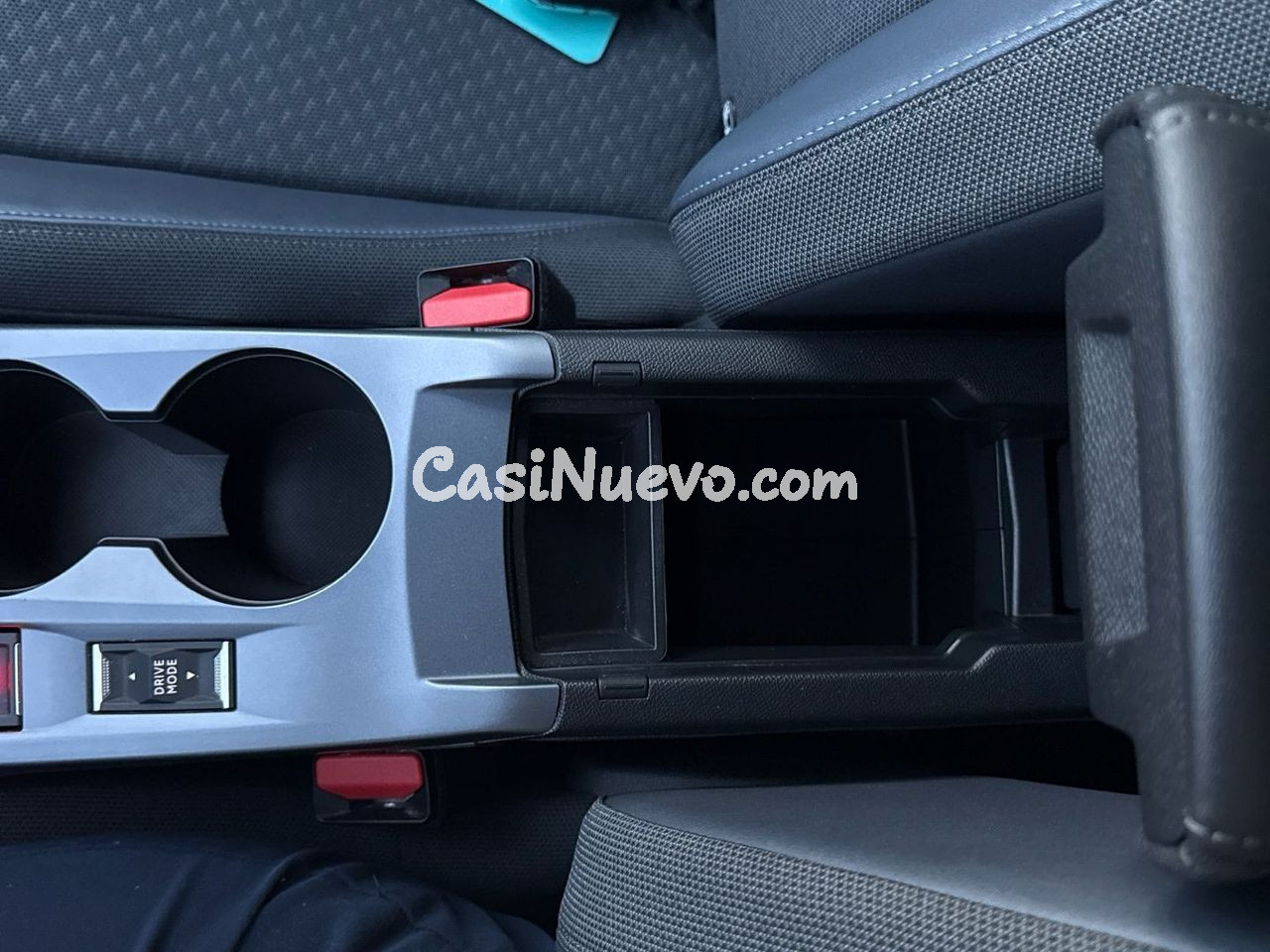 Peugeot 2008 PureTech 130 S&S Allure 96 kW (130 CV) - foto 36