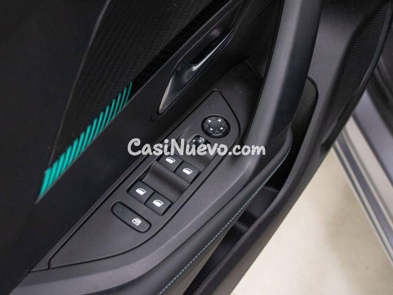 Peugeot 2008 Puretech 100 S&S BVM6 Allure Pack - foto 11