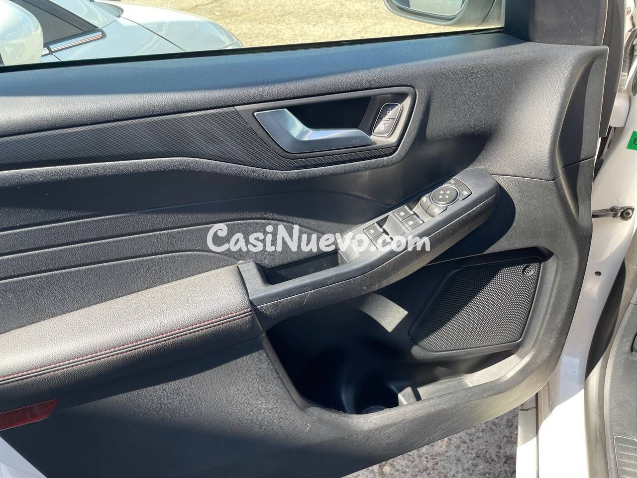 Ford Kuga 1.5T EcoBoost 110kW (150CV) ST-Line - foto 15