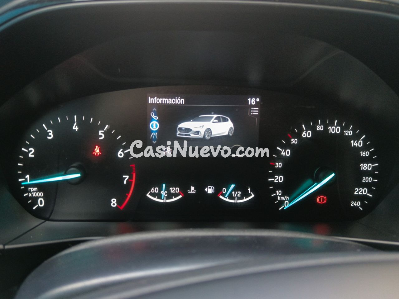 Ford Focus ST-Line - foto 13