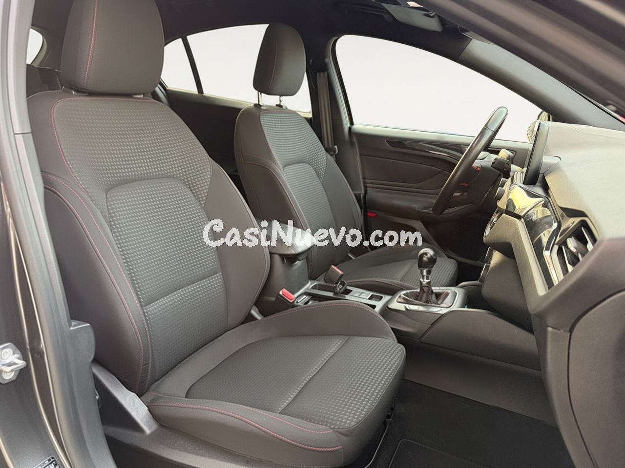 Ford Focus ST-Line - foto 11