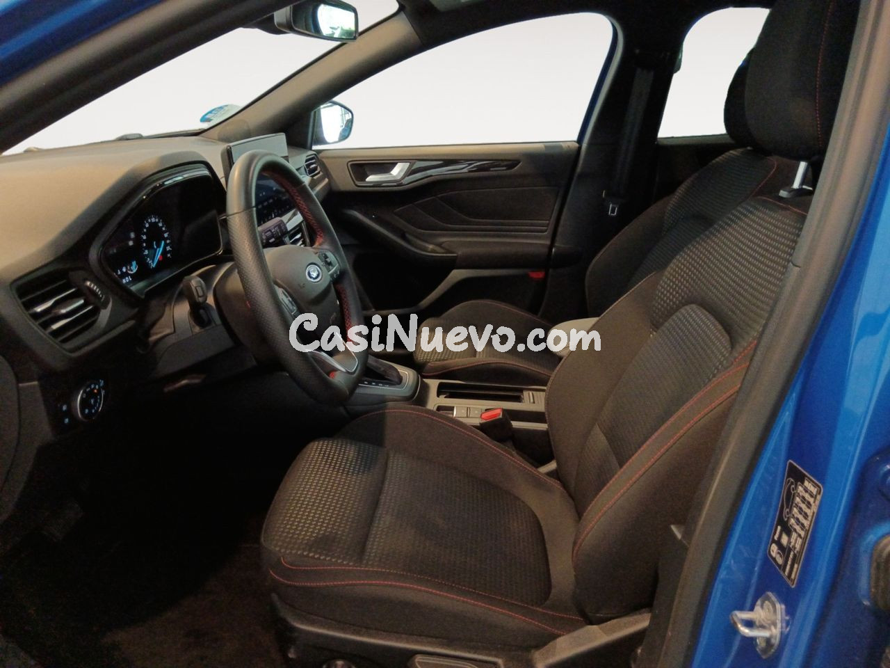 Ford Focus 1.0 EcoBoost MHEV ST-Line S&S - foto 8