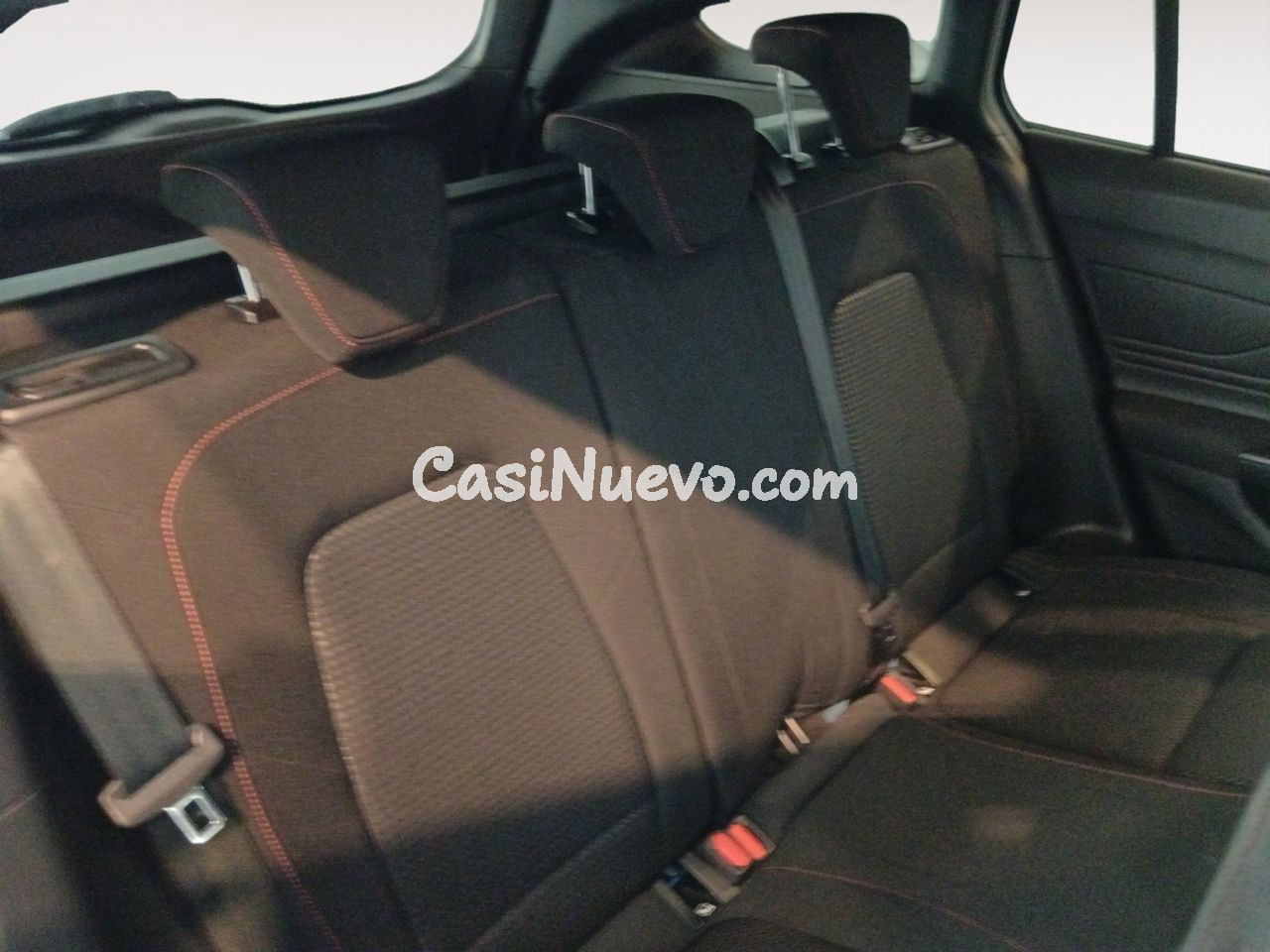 Ford Focus 1.0 EcoBoost MHEV ST-Line S&S - foto 9