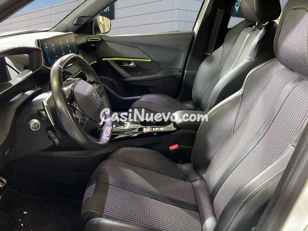 Peugeot 2008 BlueHDI 130 S&S EAT8 GT - foto 11