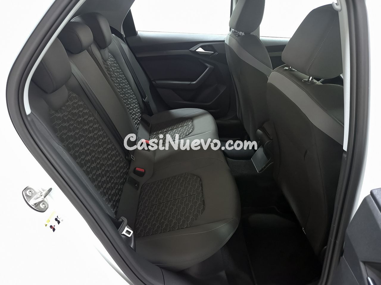 Audi A1 Sportback Adrenalin 30 TFSI 81kW S tron - foto 8