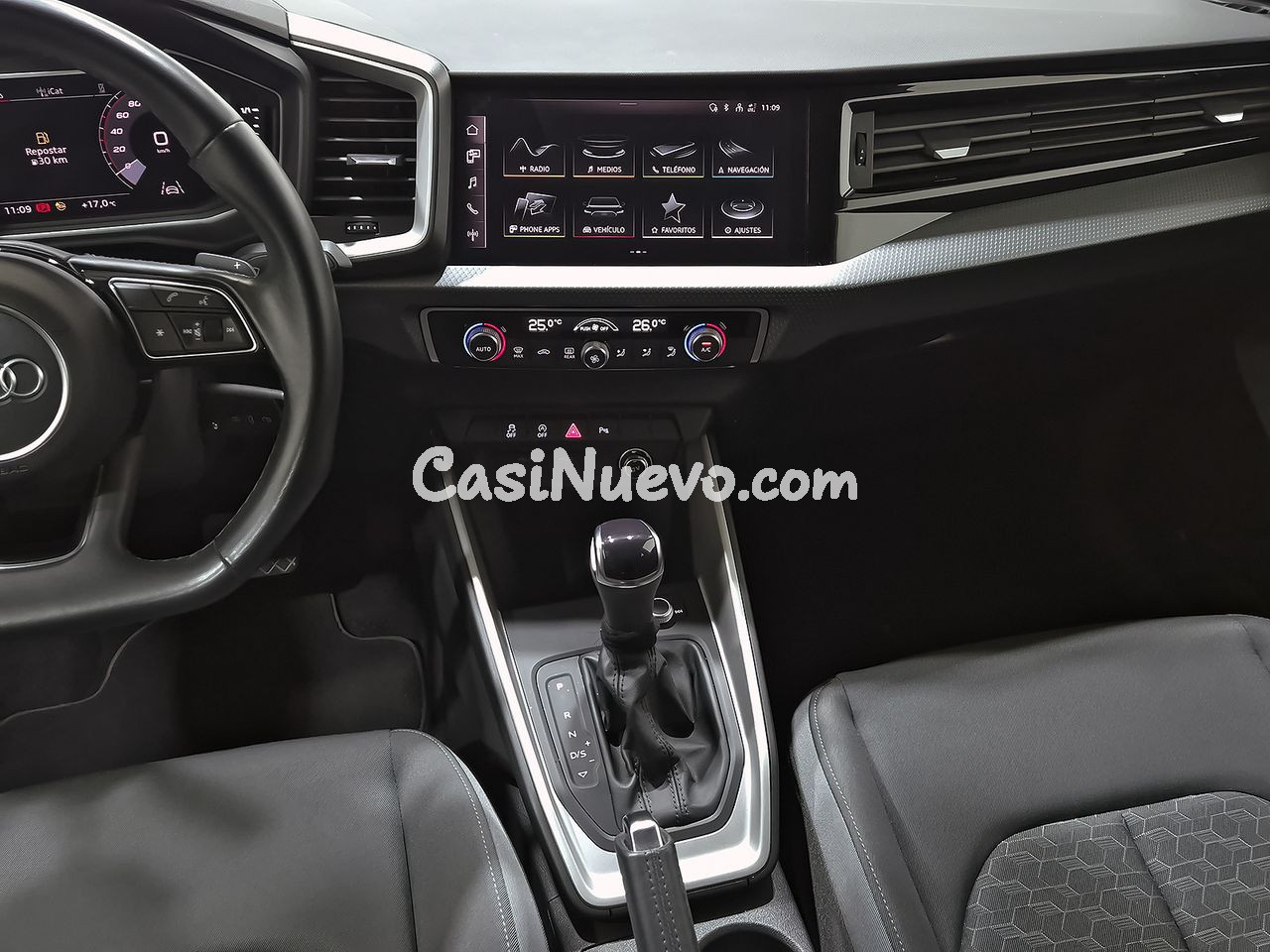 Audi A1 Sportback Adrenalin 30 TFSI 81kW S tron - foto 30