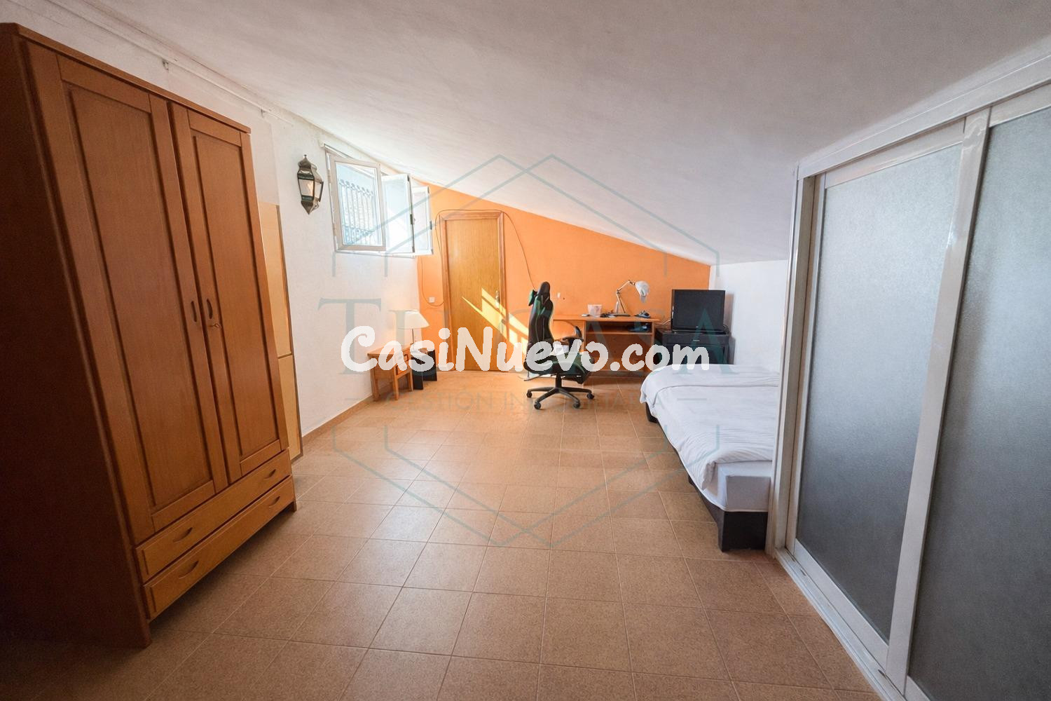 Espectacular finca de 7.000 m2, un complejo único e hipoteca - foto 13