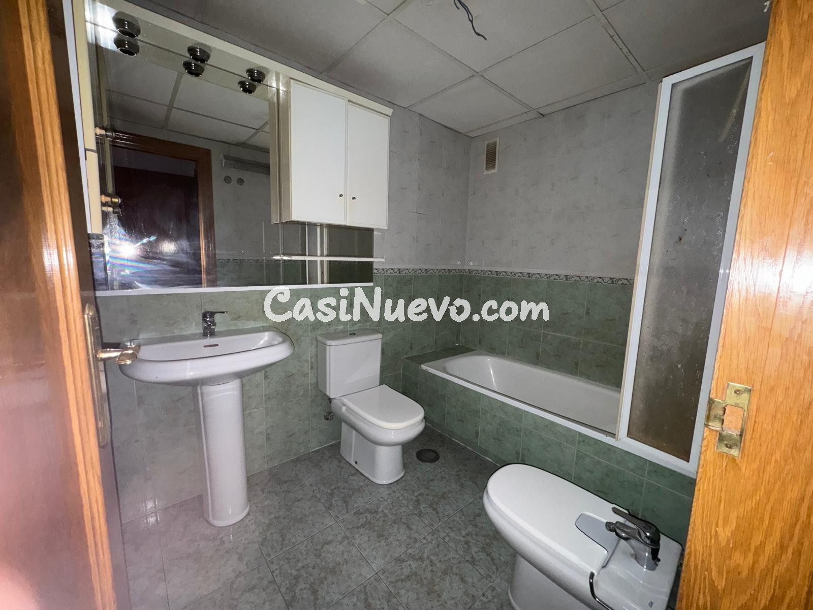 vivienda de 3 dormitorios. garaje y trastero en el RANERO - foto 4