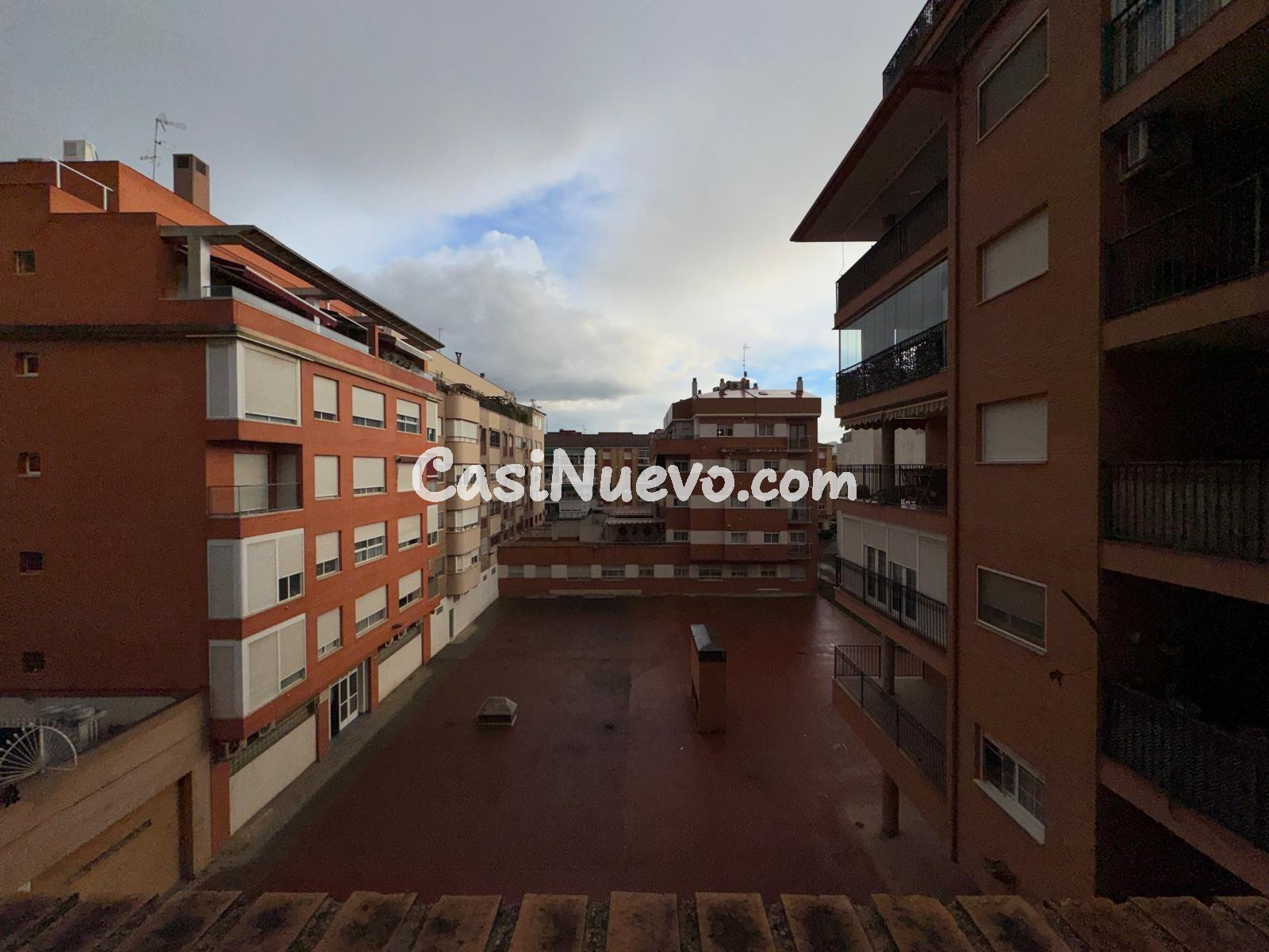 vivienda de 3 dormitorios. garaje y trastero en el RANERO - foto 16