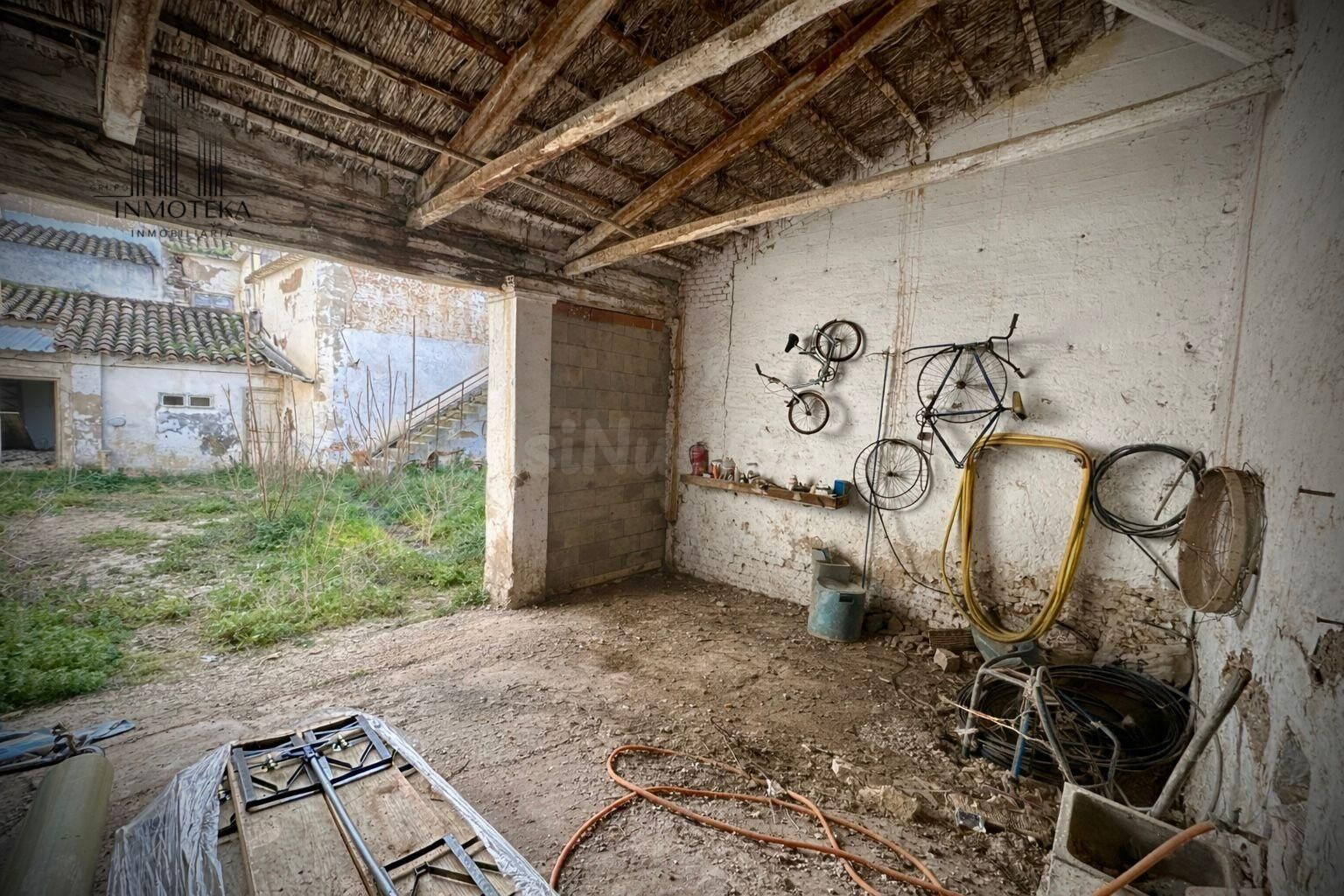 REF: C092 GRUPO INMOTEKA INMOBILIARIA VENDE CASA CON PATIO E - foto 5