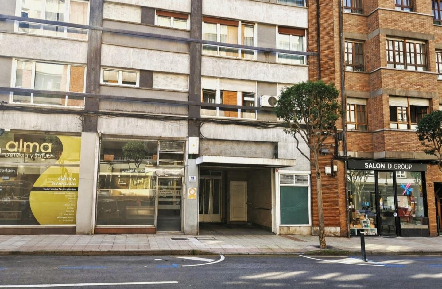 EXCLUSIVO LOCAL EN CALLE ASTURIAS – 317 m2 CON GARAJE PROPIO