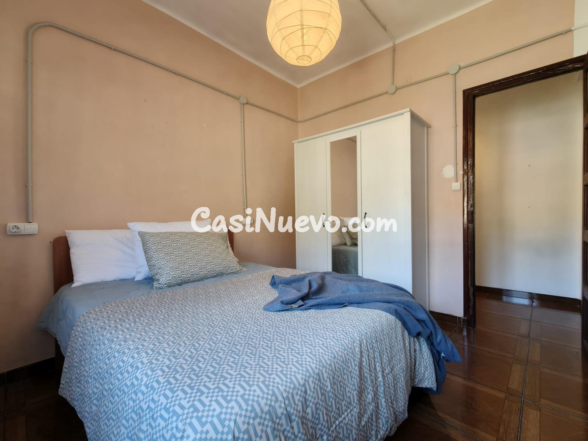 Un piso en Infiesto para vivir de pleno derecho - foto 7