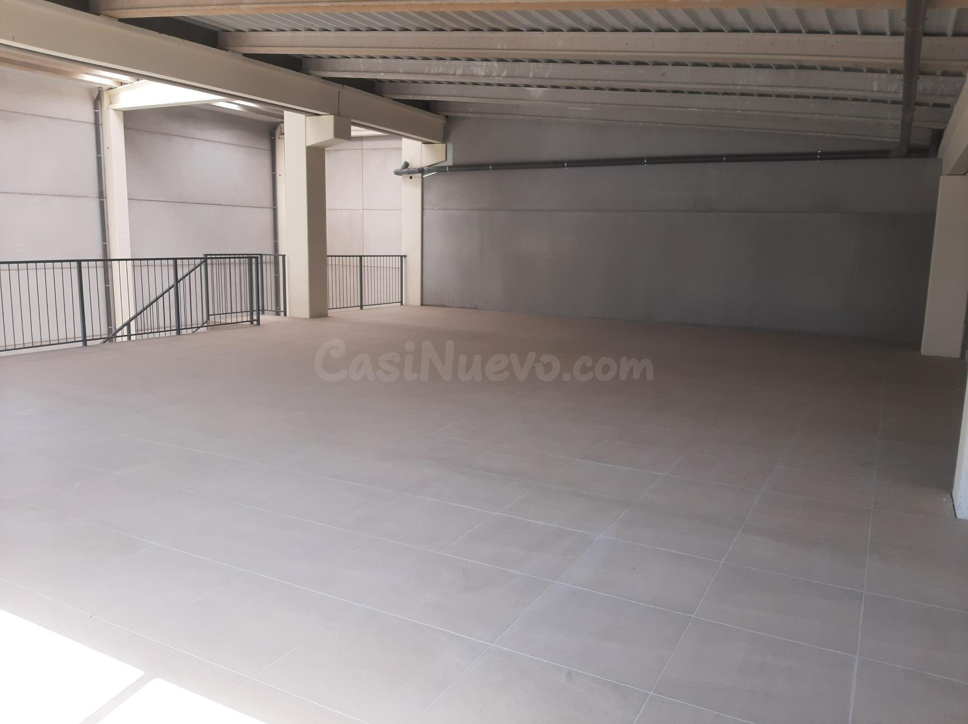 ESTUPENDA NAVE EN LA NEGRILLA - foto 3