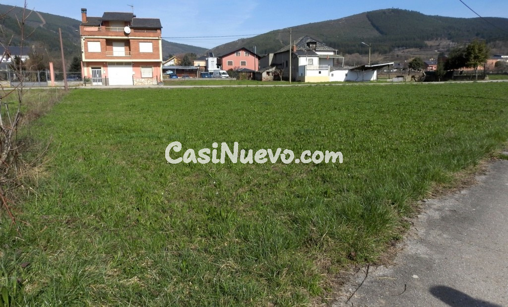 Suelo urbanizable en Venta en Quilos León - foto 5