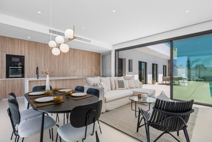 Venta de villa en Los alcazares, de 151m2 con 3 dormitorios  - foto 4