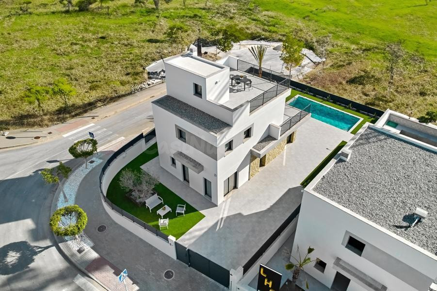 Venta de villa en San miguel de salinas, de 197m2 con 3 dorm - foto 2