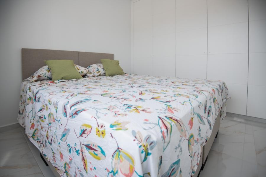 Venta de villa en Pilar de la horadada, de 112m2 con 3 dormi - foto 4