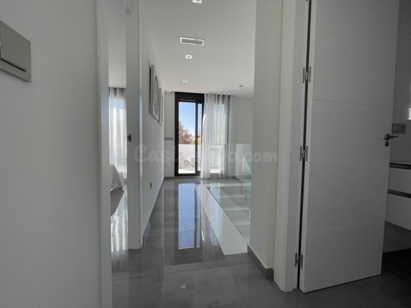 Venta de villa en Pilar de la horadada, de 181m2 con 3 dormi - foto 5