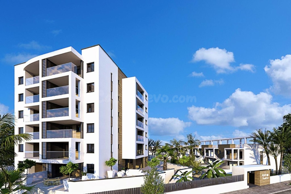 Venta de piso en Mil palmeras, de 106m2 con 3 dormitorios y  - foto 5