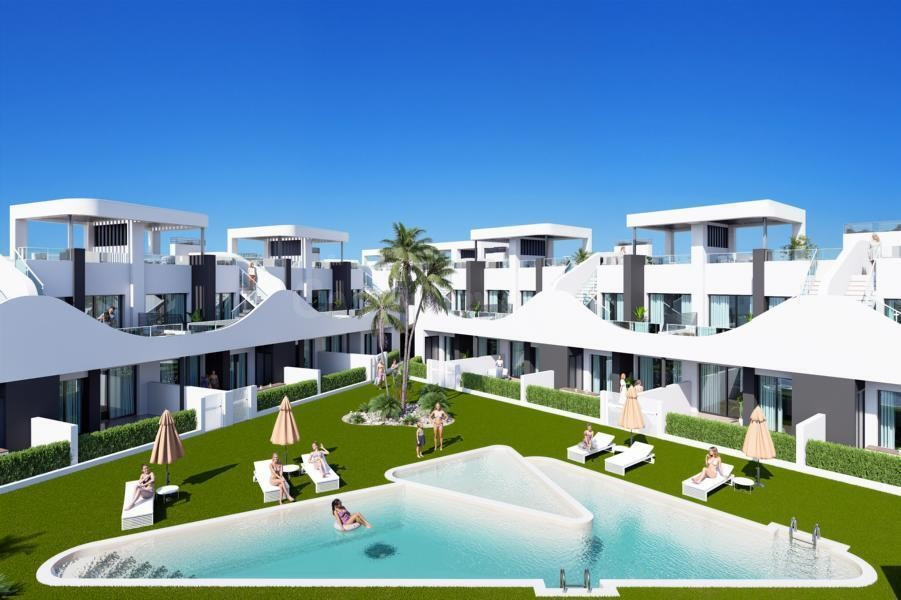 Venta de piso en San fulgencio, de 63m2 con 2 dormitorios y  - foto 2