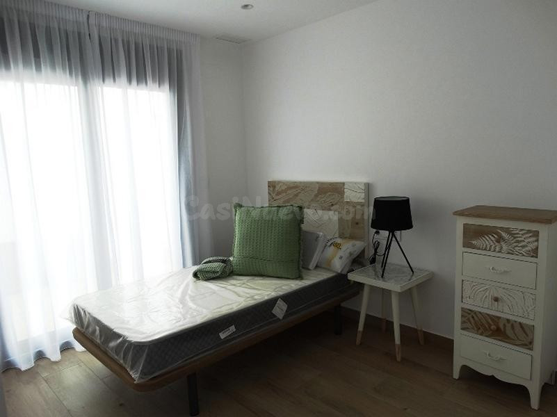 Venta de villa en Pilar de la horadada, de 116m2 con 3 dormitorios y 3 baños
