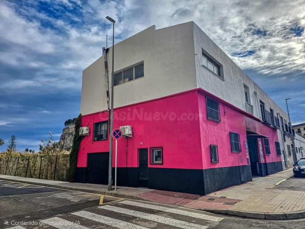 Nave industrial en Venta en Denia Alicante