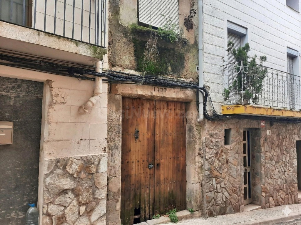 Donde otros ven casa antigua, tú ves oportunidad. - foto 2
