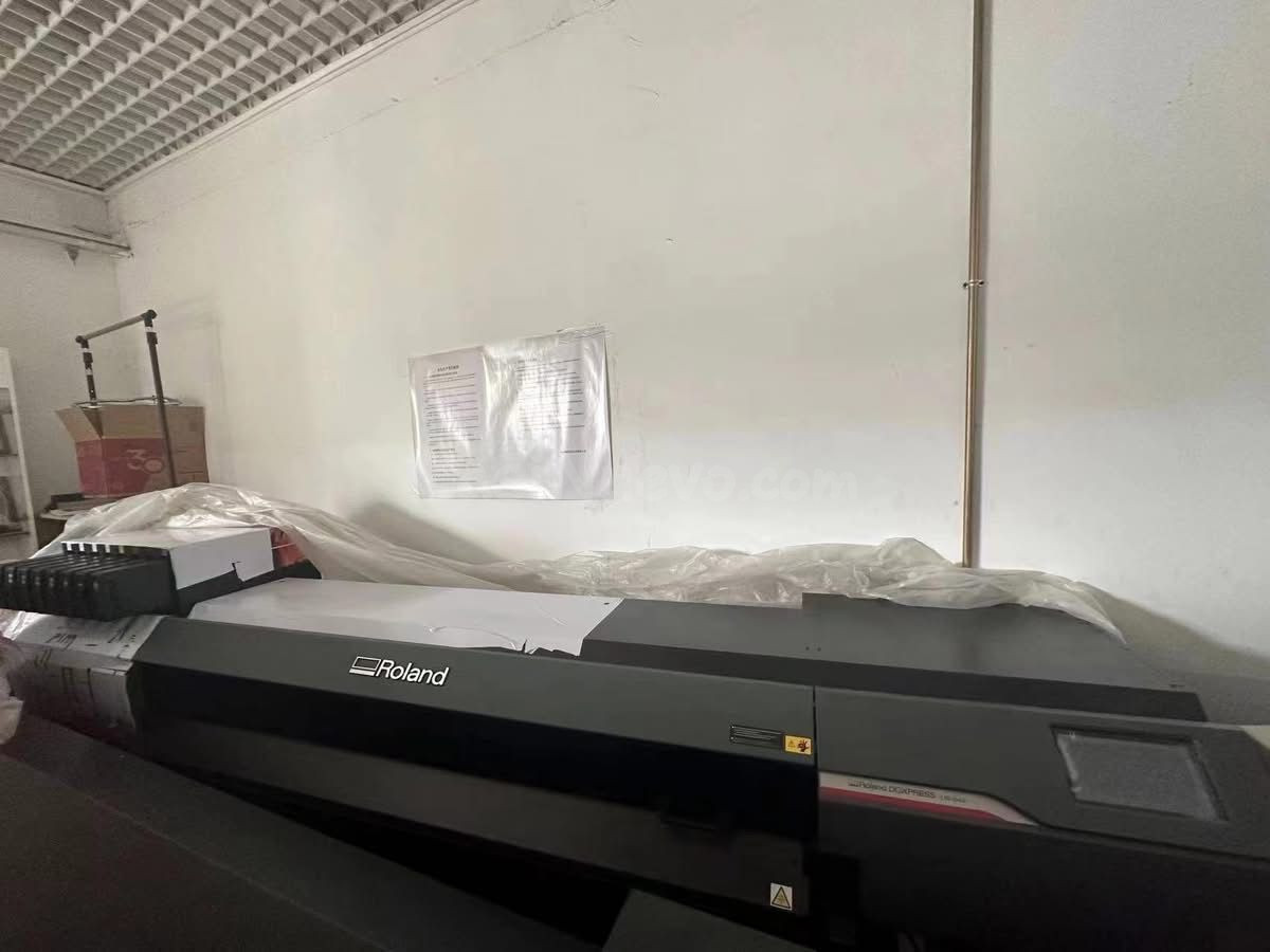 Roland DGXPRESS UG-642 UV Printer Cutter
