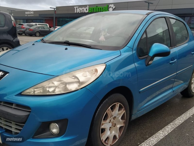 Peugeot 207 - foto 3