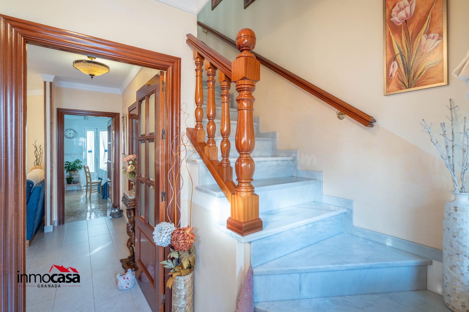 Amplia vivienda Unifamiliar con grandes estancias y excelent - foto 5