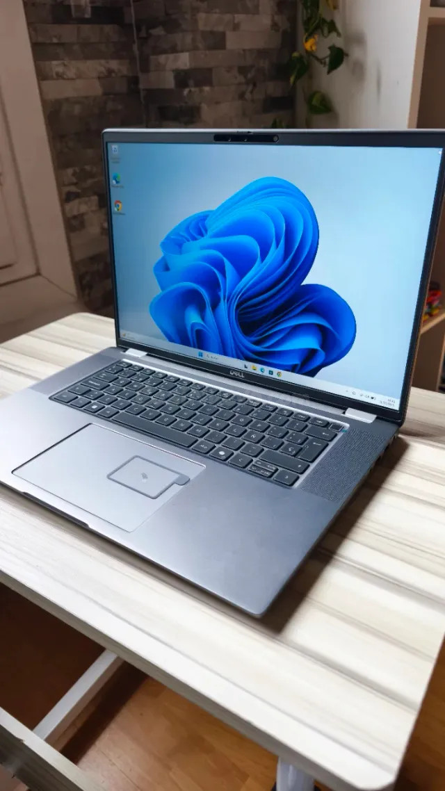 Dell 7650 Latitude 1TB 64GB RAM i7 Vpro Enterprise
