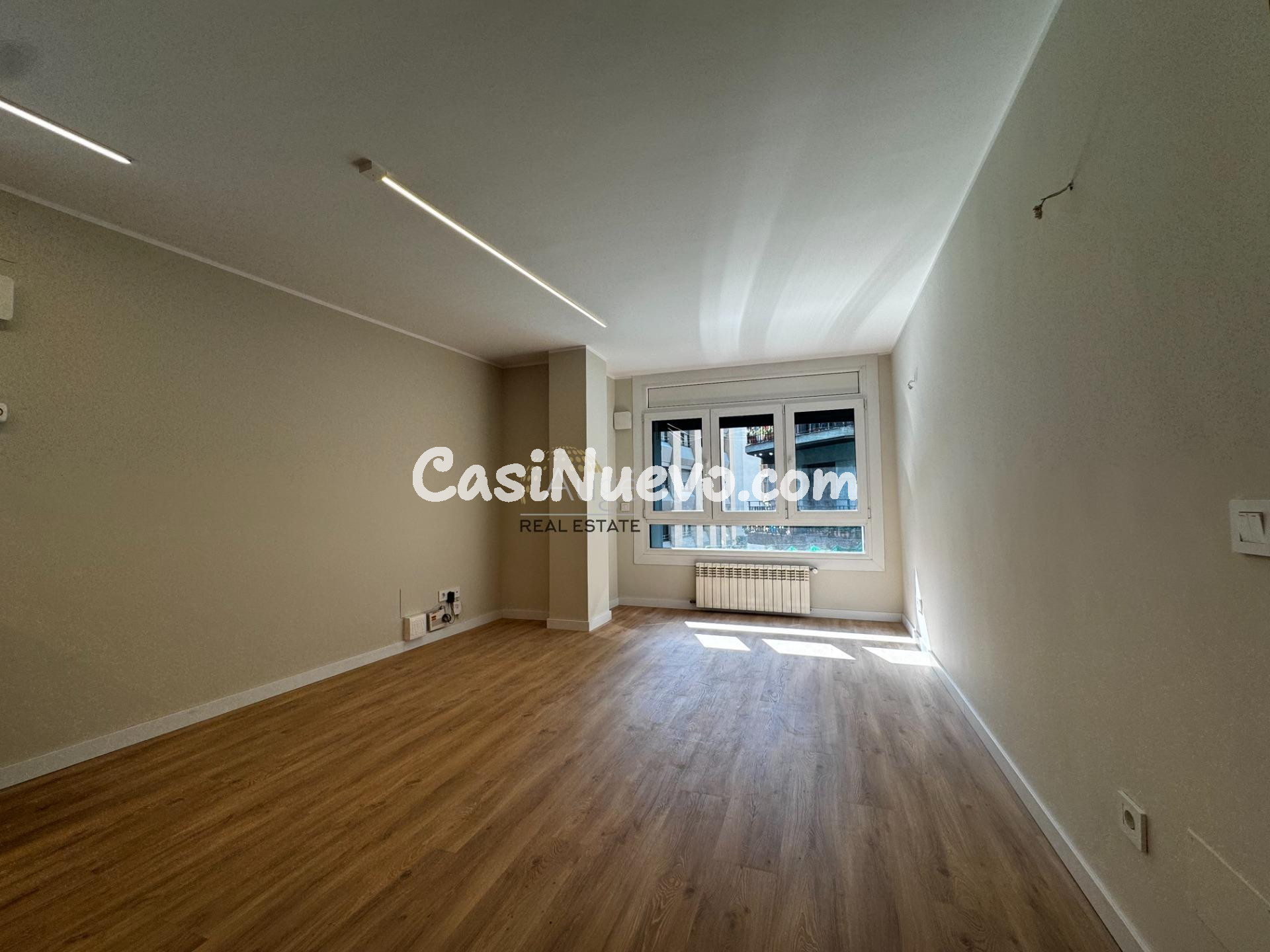 PISO TOTALMENTE REFORMADO EN EL CORAZÓN DE ANDORRA LA VELLA - foto 2