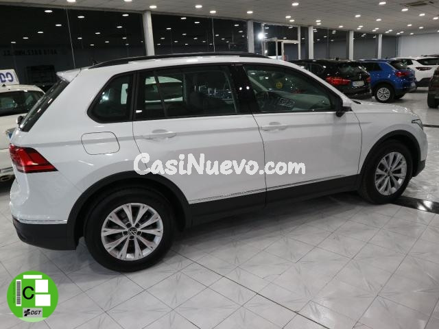 VOLKSWAGEN - Tiguan - Life 2.0 TDI 90 kW - foto 10