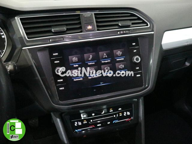 VOLKSWAGEN - Tiguan - Life 2.0 TDI 90 kW - foto 15