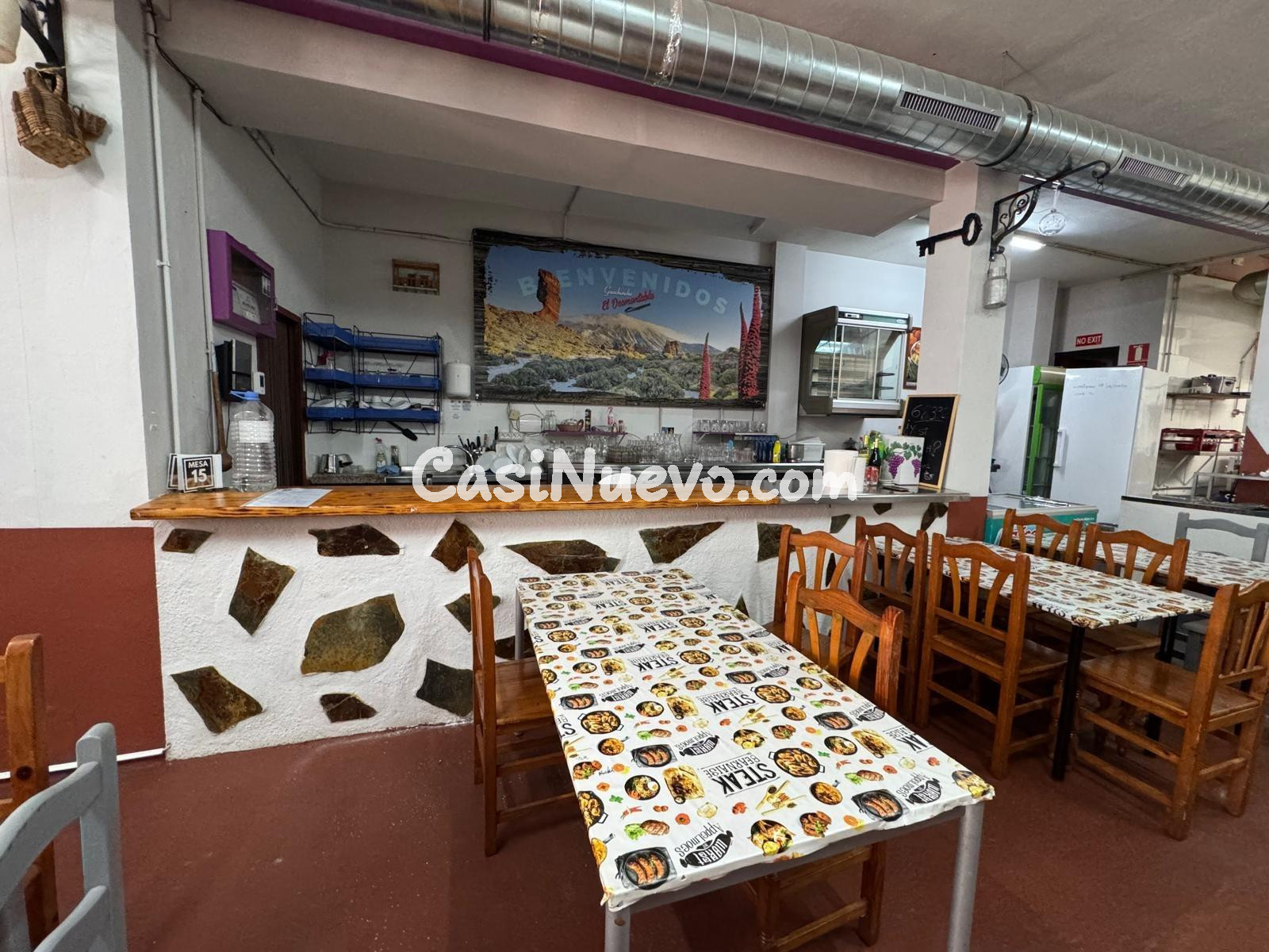 ¡Oportunidad única de traspaso de restaurante en el corazón de San Cristóbal de La Laguna!