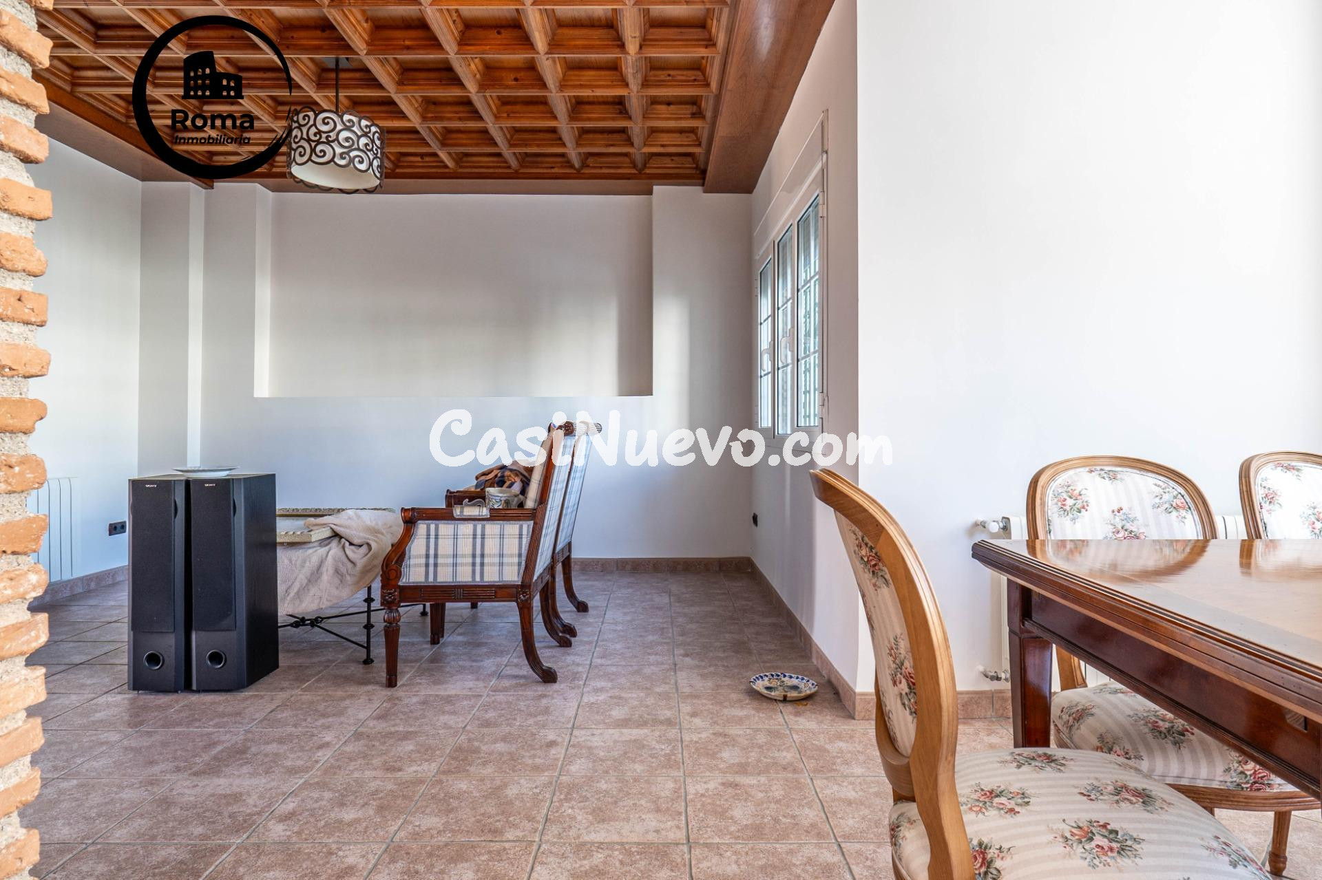 Chalet de 505 m2 construidos con piscina y jardines. 5 dormi - foto 17