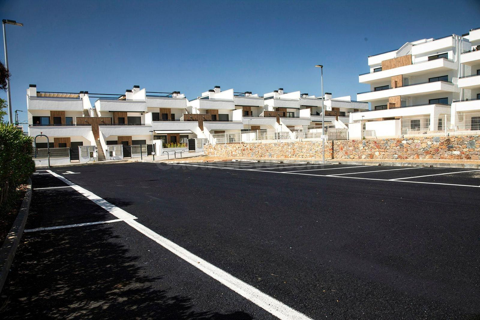 Apartamentos y áticos de nueva construcción - foto 2