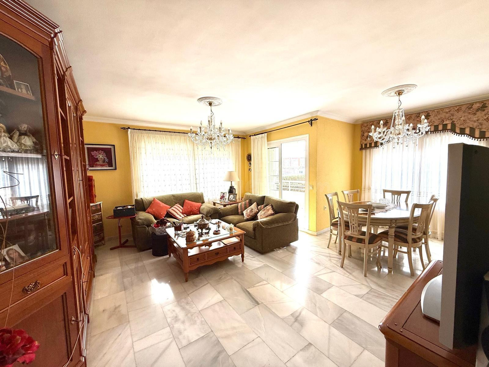 Se vende piso en zona de Gamarra - foto 2