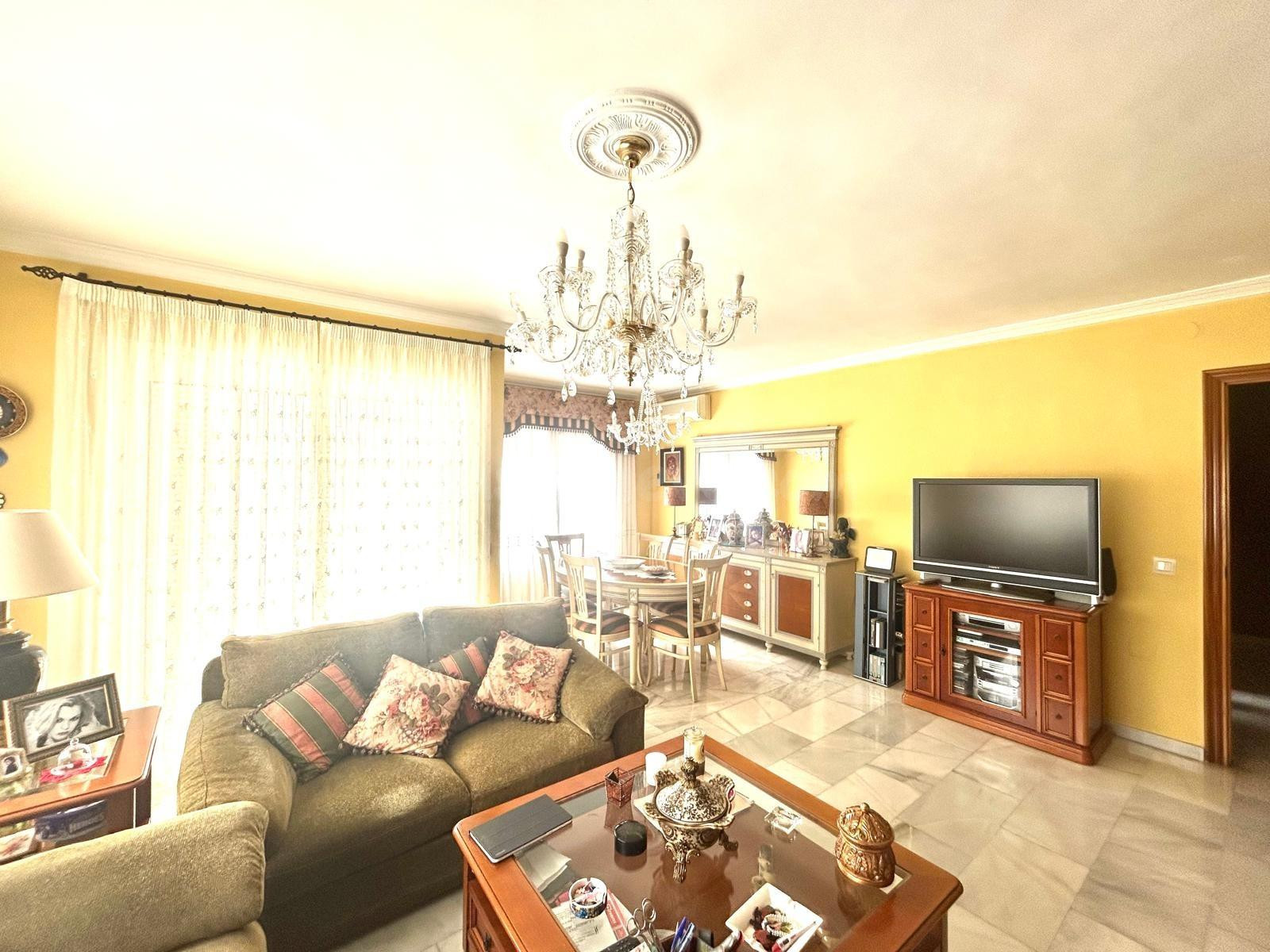 Se vende piso en zona de Gamarra - foto 3