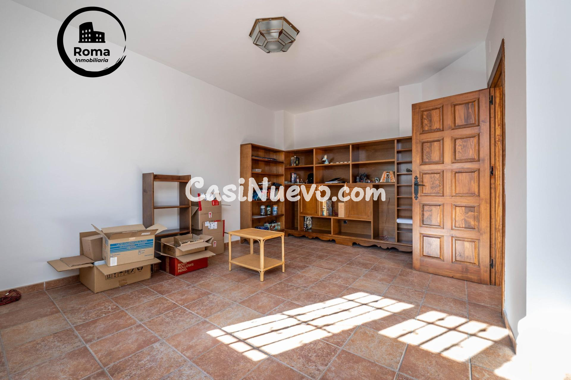 Chalet de 505 m2 construidos con piscina y jardines. 5 dormi - foto 31