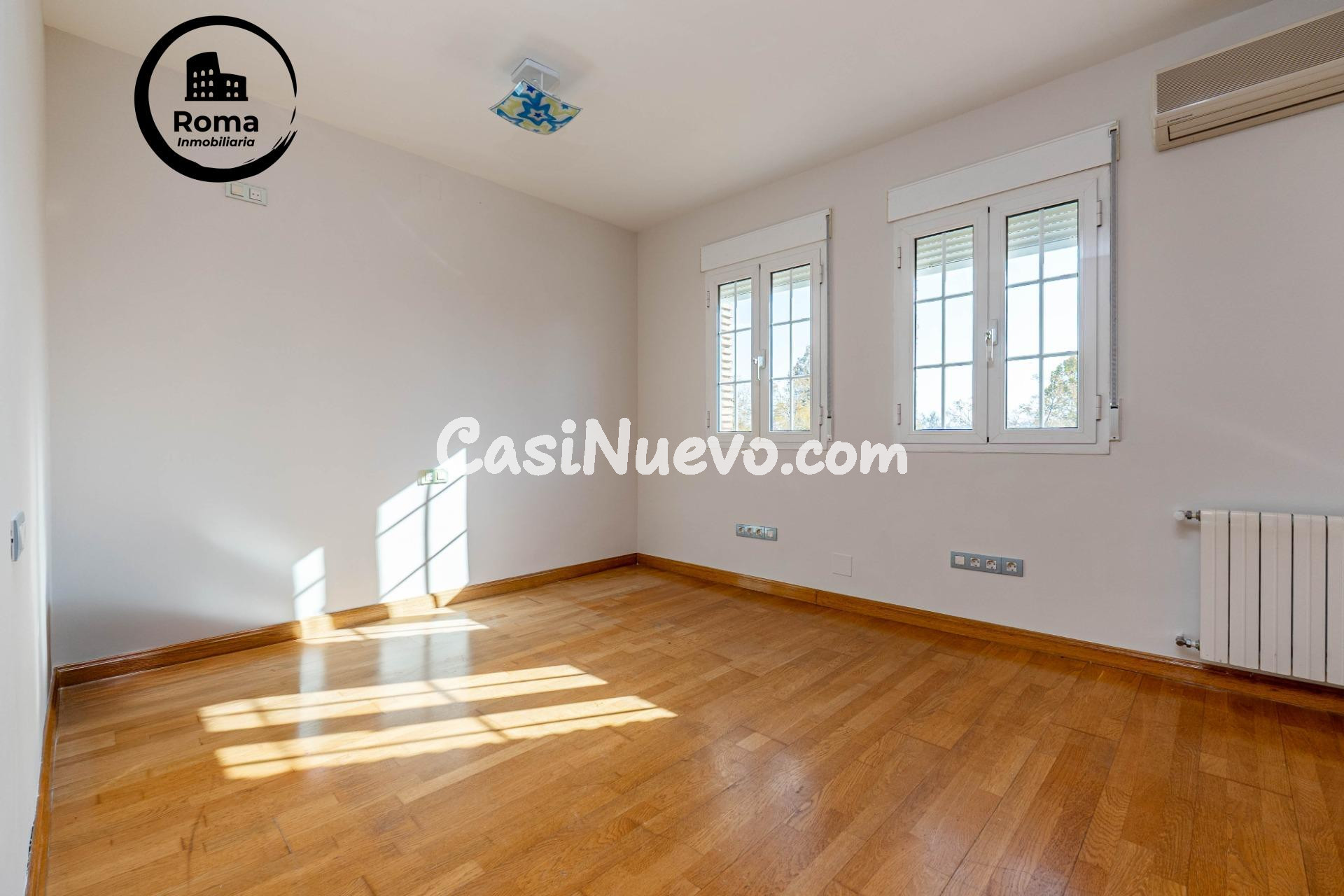 Chalet de 505 m2 construidos con piscina y jardines. 5 dormi - foto 41