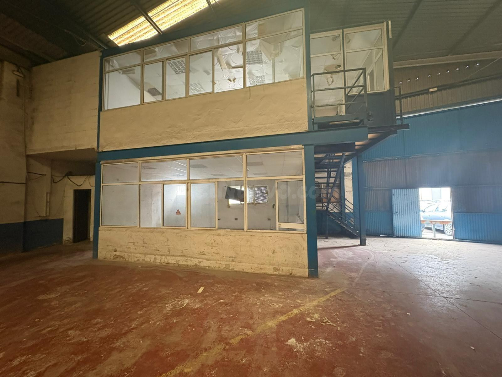Nave industrial en venta – 500 m2 en Polígono Calonge - foto 5