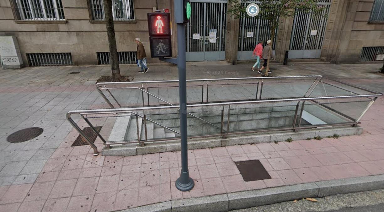 GARAJE AMPLIO Y CÑMODO EN EL CENTRO - foto 4