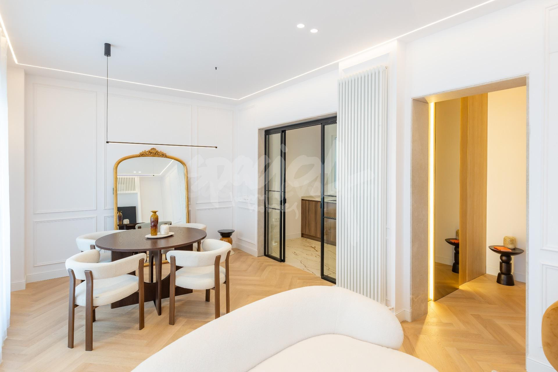Vivienda de Autor Donde la Luz y la Armonía Son Protagonista - foto 3