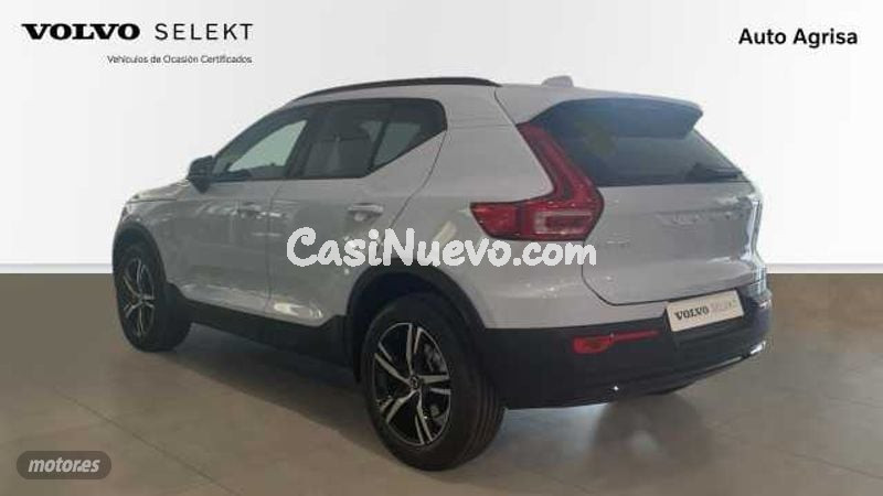 Volvo XC40 - foto 2