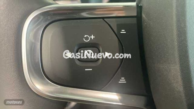 Volvo XC40 - foto 17