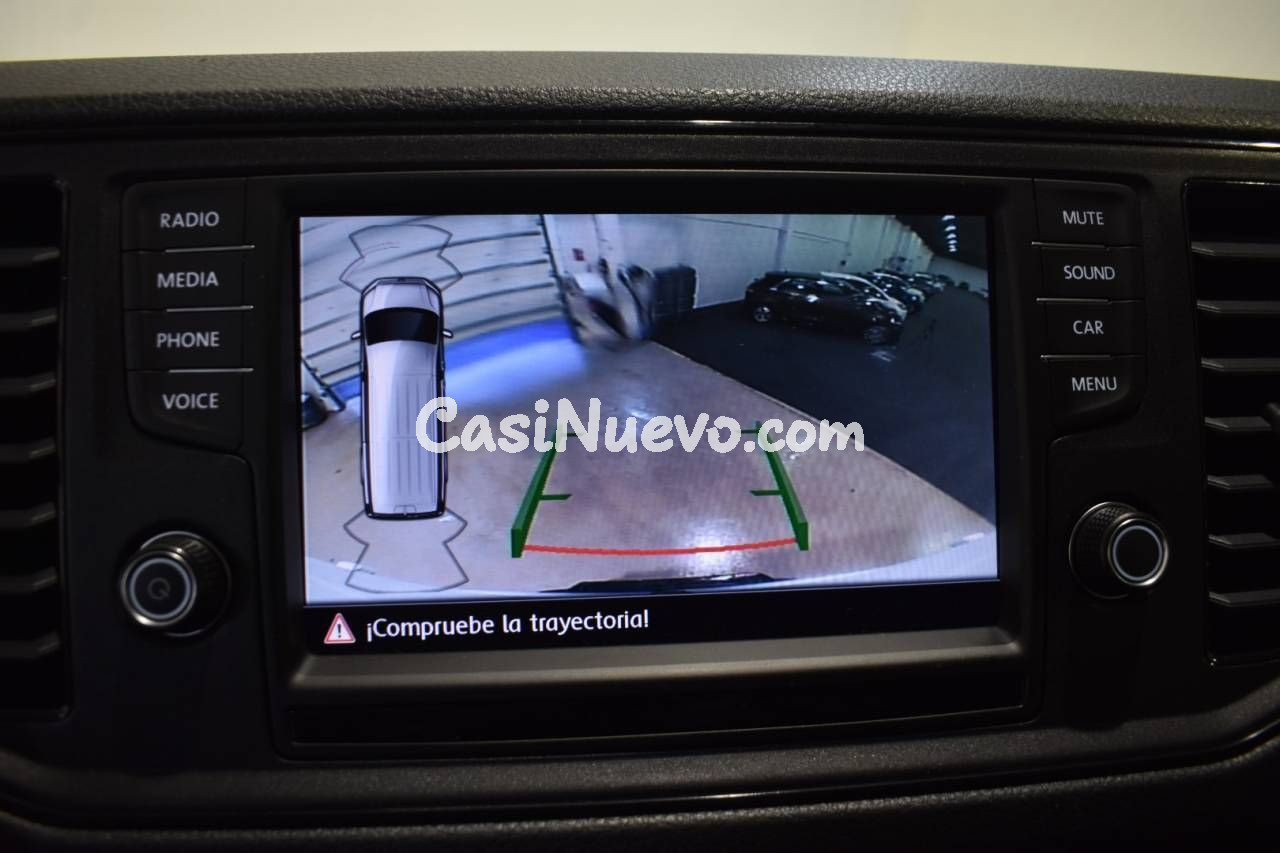 VW CRAFTER FURGÓN 35 L3H2 2.0 TDI 140 CV FWD - foto 15