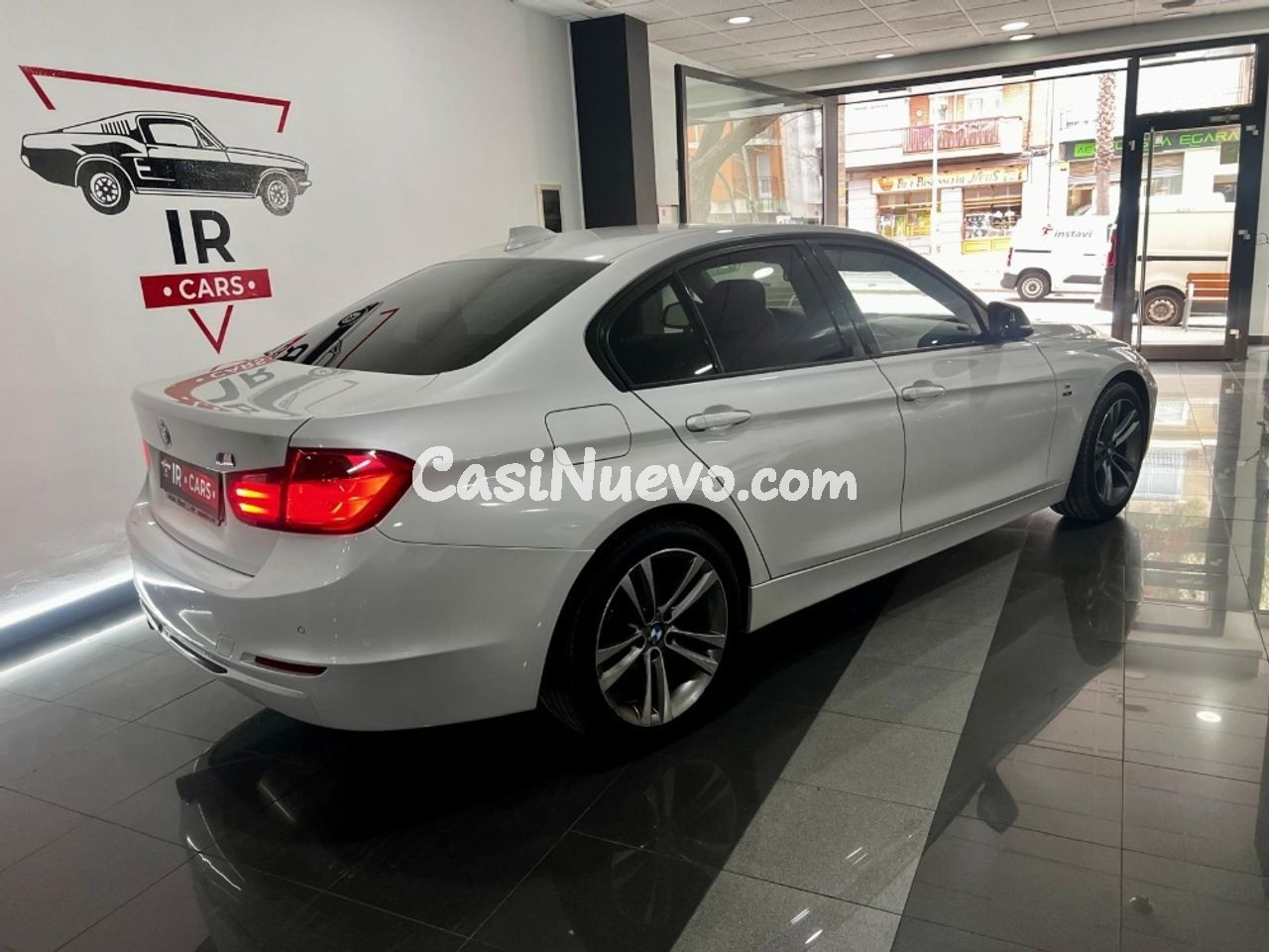 BMW Serie 3 320 i - foto 8